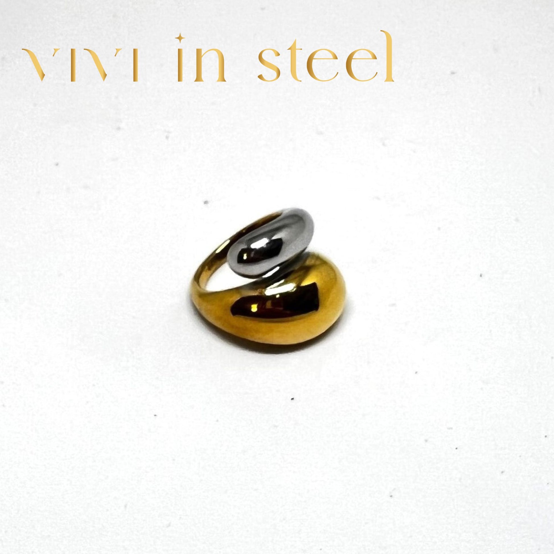 Anello in acciaio resistente da donna