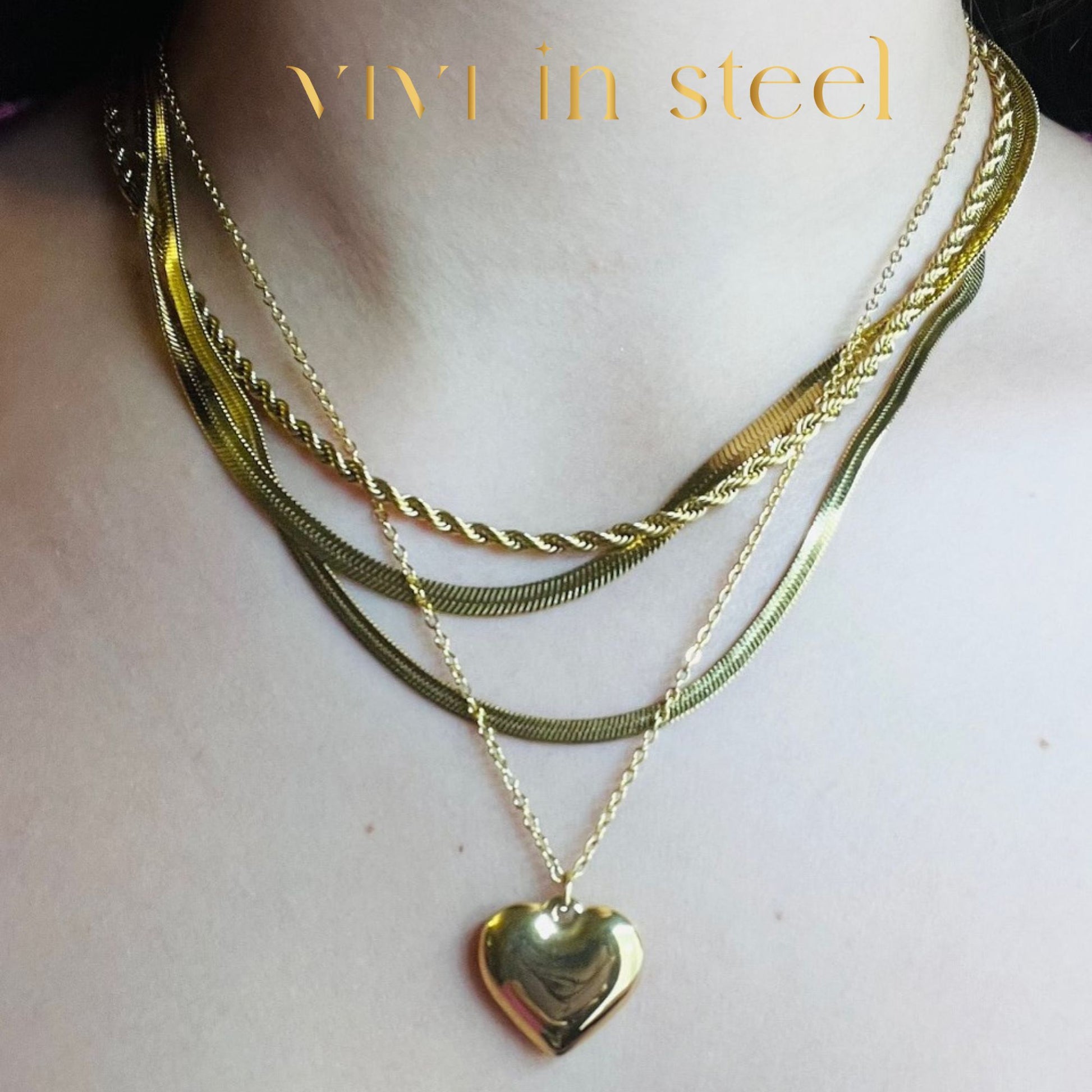 Collana quattro in una