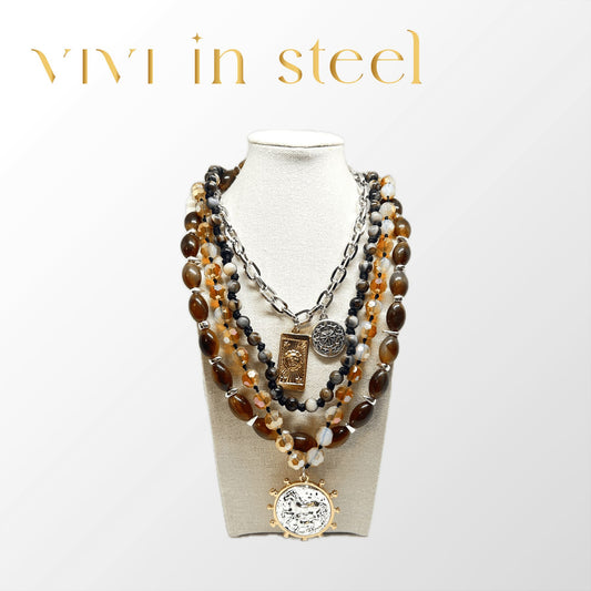 Collana ciondoli , pietre e perline da donna