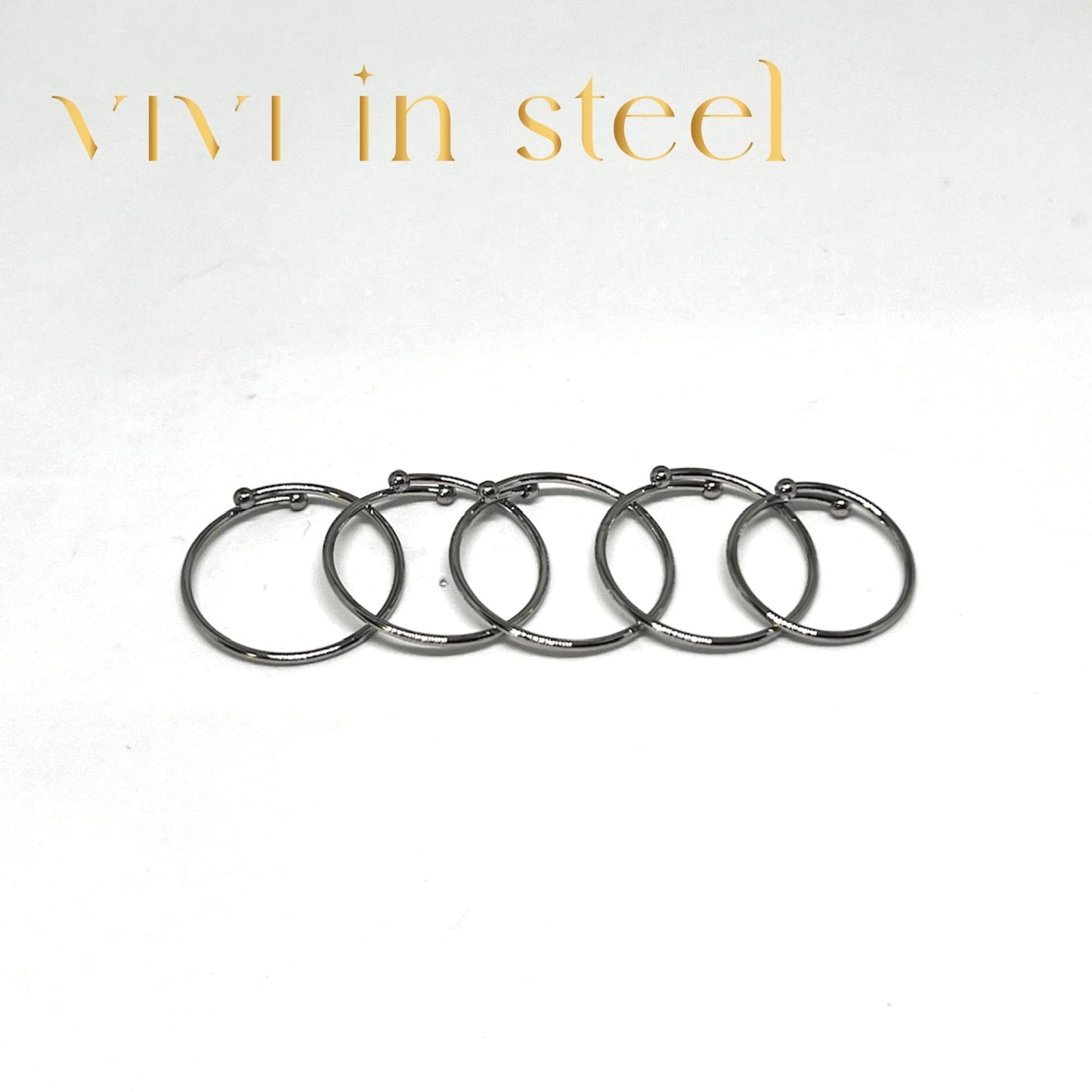 Anello in acciaio da donna