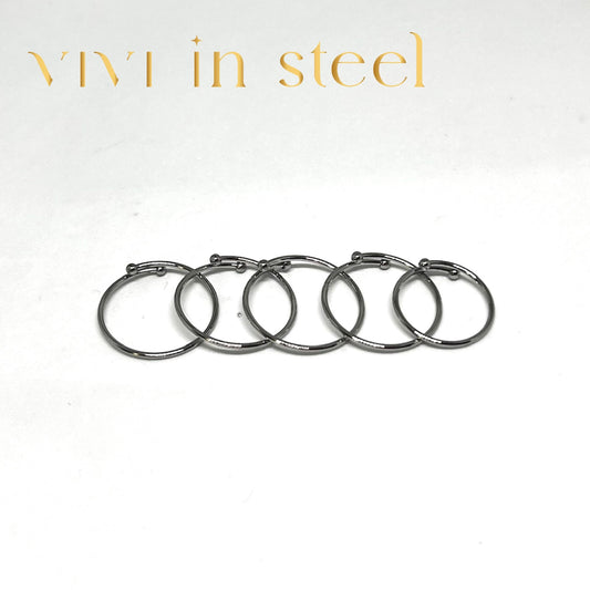 Anello in acciaio da donna